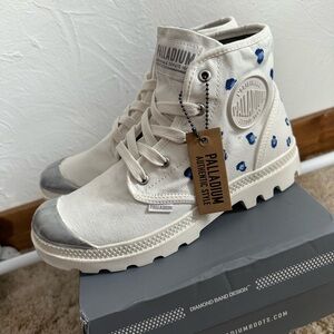 Palladium High-Top Sneakers
